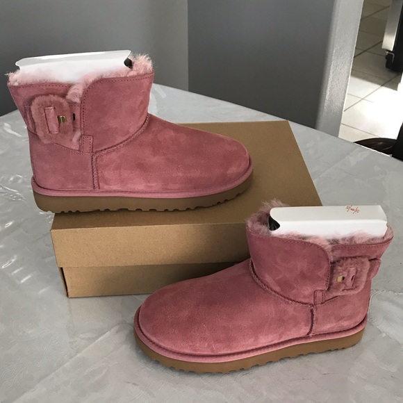 ugg mini bailey fluff buckle